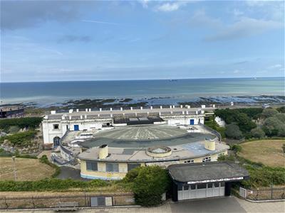 Picture 16